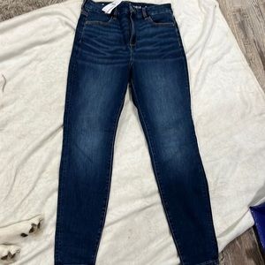 American Eagle high rise curvy jegging